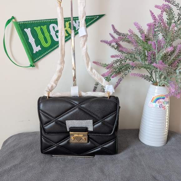 NWT Michael Michael Kors Black Serena Crossbody - Picture 1 of 7